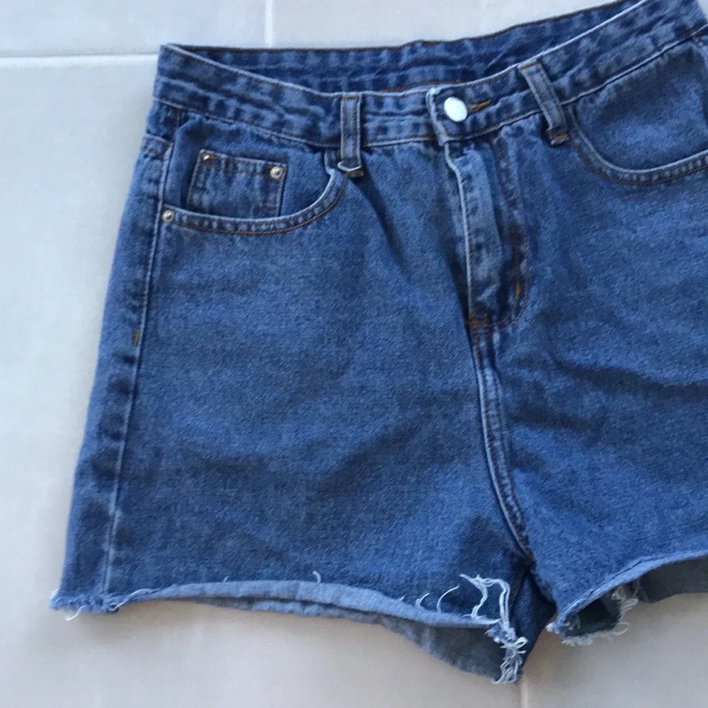 ❤️3X20 SHEIN Women High Waist Medium Wash Denim Shorts | M